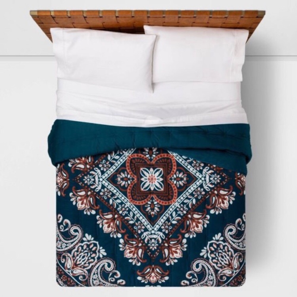Opalhouse Paisley Comforter